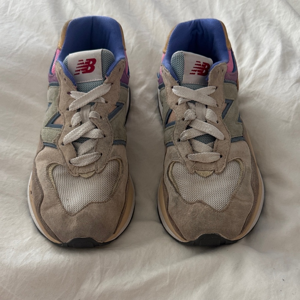 New Balance Beige Suede & Purple Lined Retro Runners